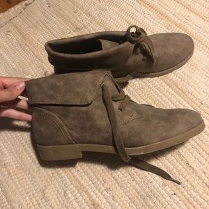 Olive Green/Grey Lace Up Booties - Size 8